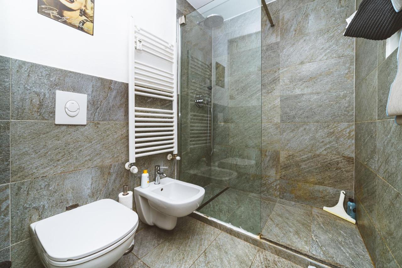 Stagabin Little Loft Near Porta Susa Station And Subway Turin Bagian luar foto