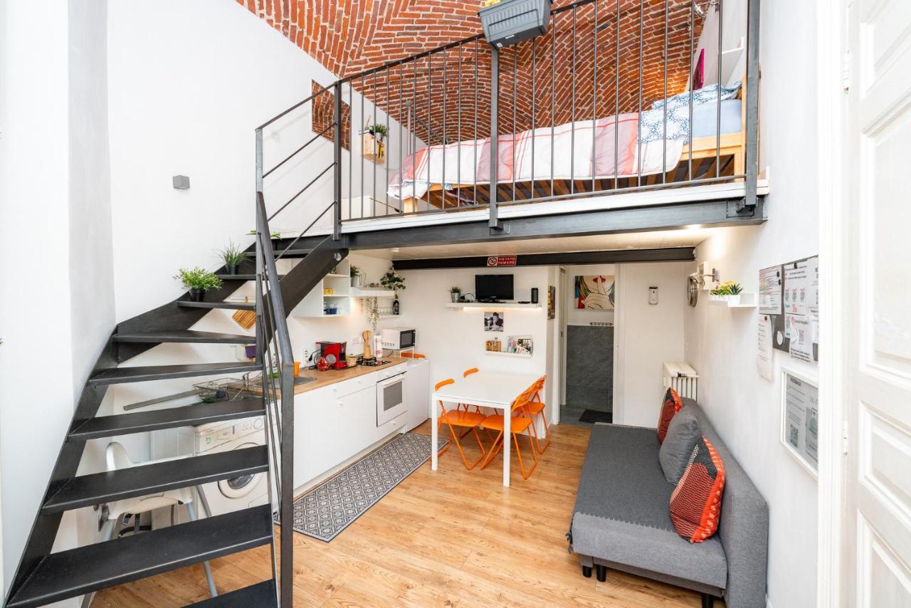 Stagabin Little Loft Near Porta Susa Station And Subway Turin Bagian luar foto