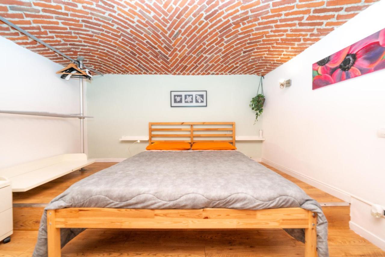 Stagabin Little Loft Near Porta Susa Station And Subway Turin Bagian luar foto