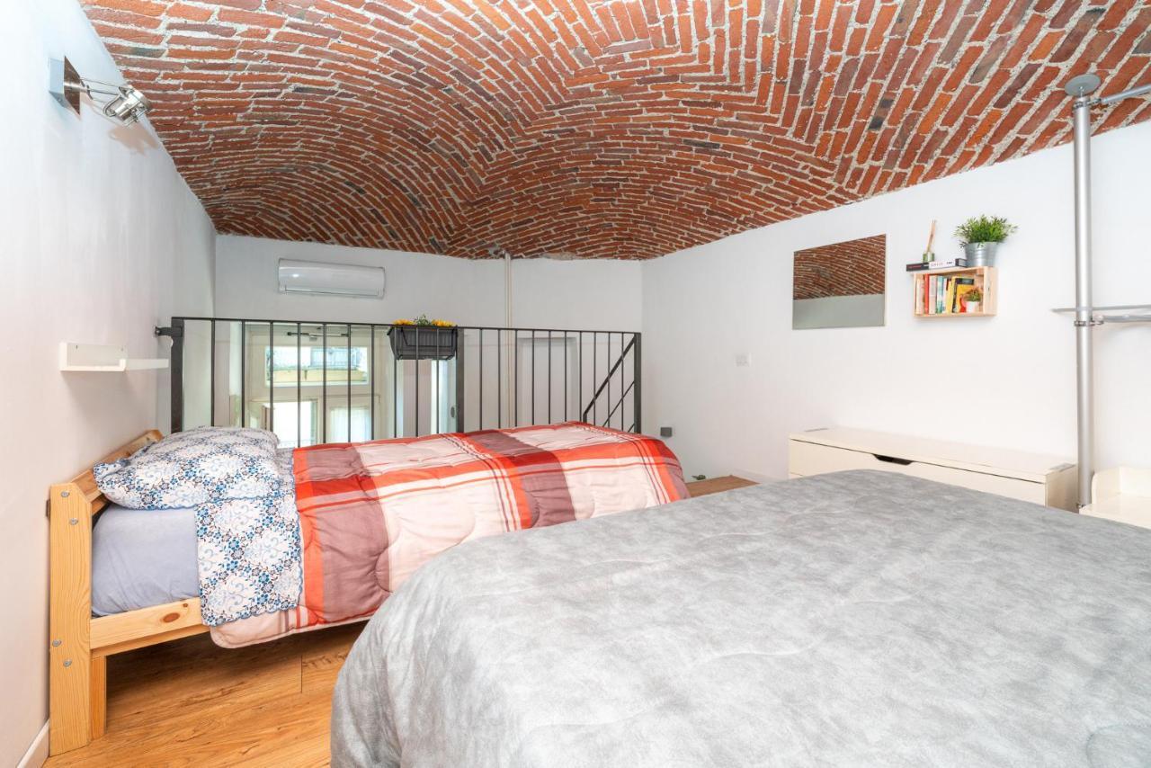 Stagabin Little Loft Near Porta Susa Station And Subway Turin Bagian luar foto