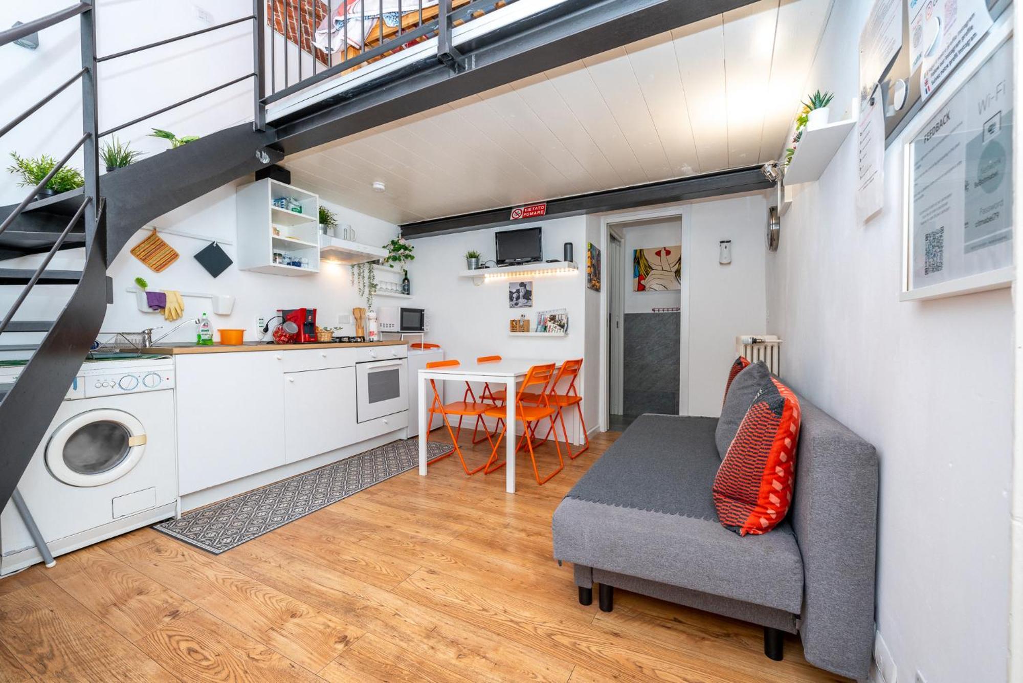 Stagabin Little Loft Near Porta Susa Station And Subway Turin Bagian luar foto